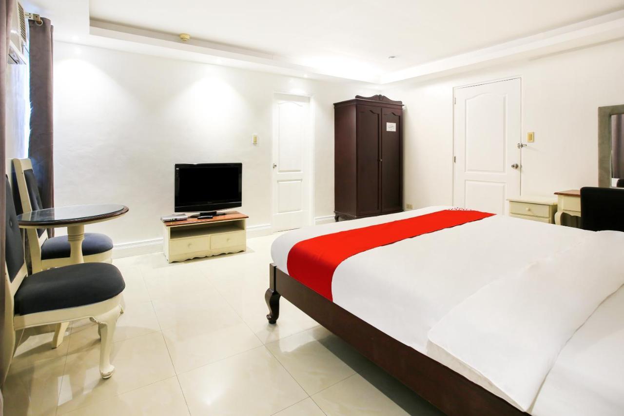 אנגלס Hotel Euroasia By Bluebookers מראה חיצוני תמונה