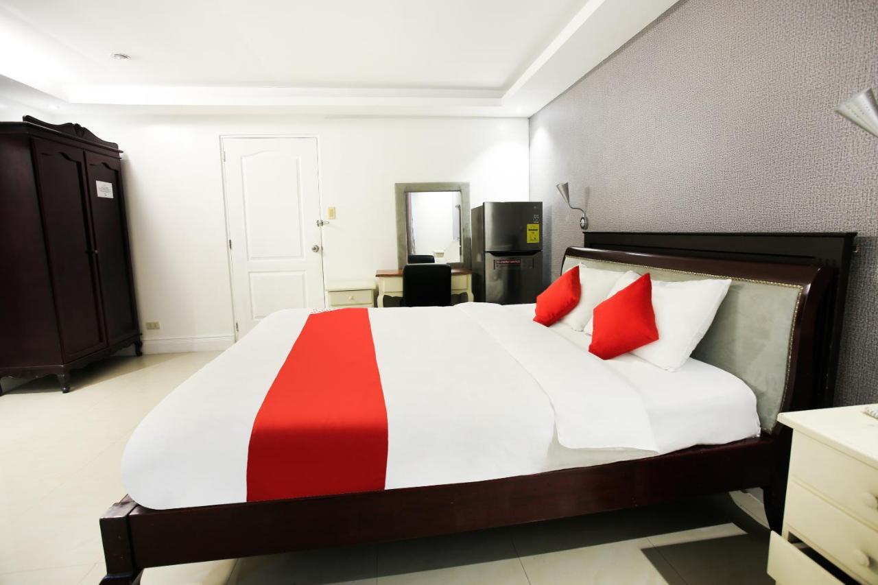 אנגלס Hotel Euroasia By Bluebookers מראה חיצוני תמונה