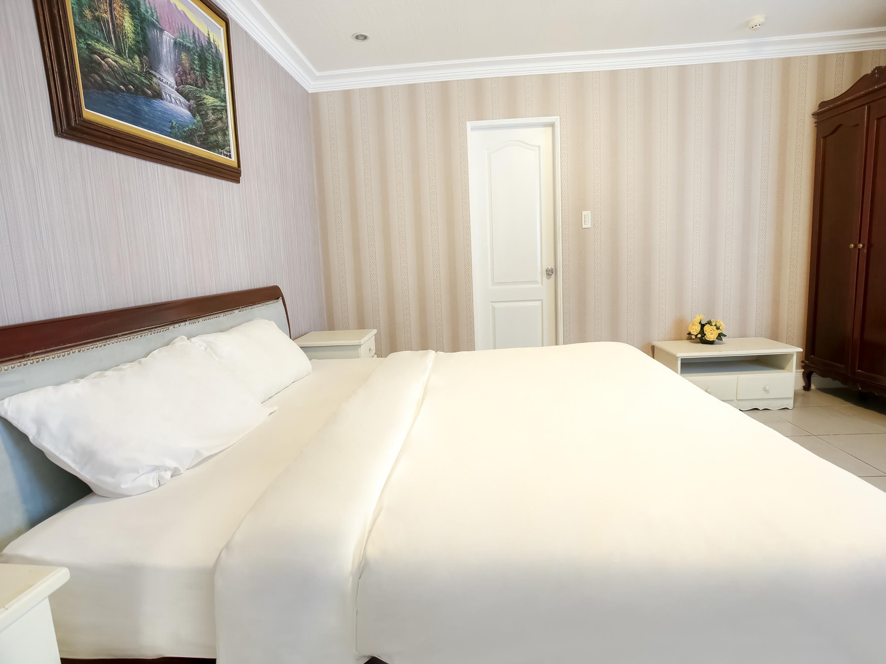 אנגלס Hotel Euroasia By Bluebookers מראה חיצוני תמונה