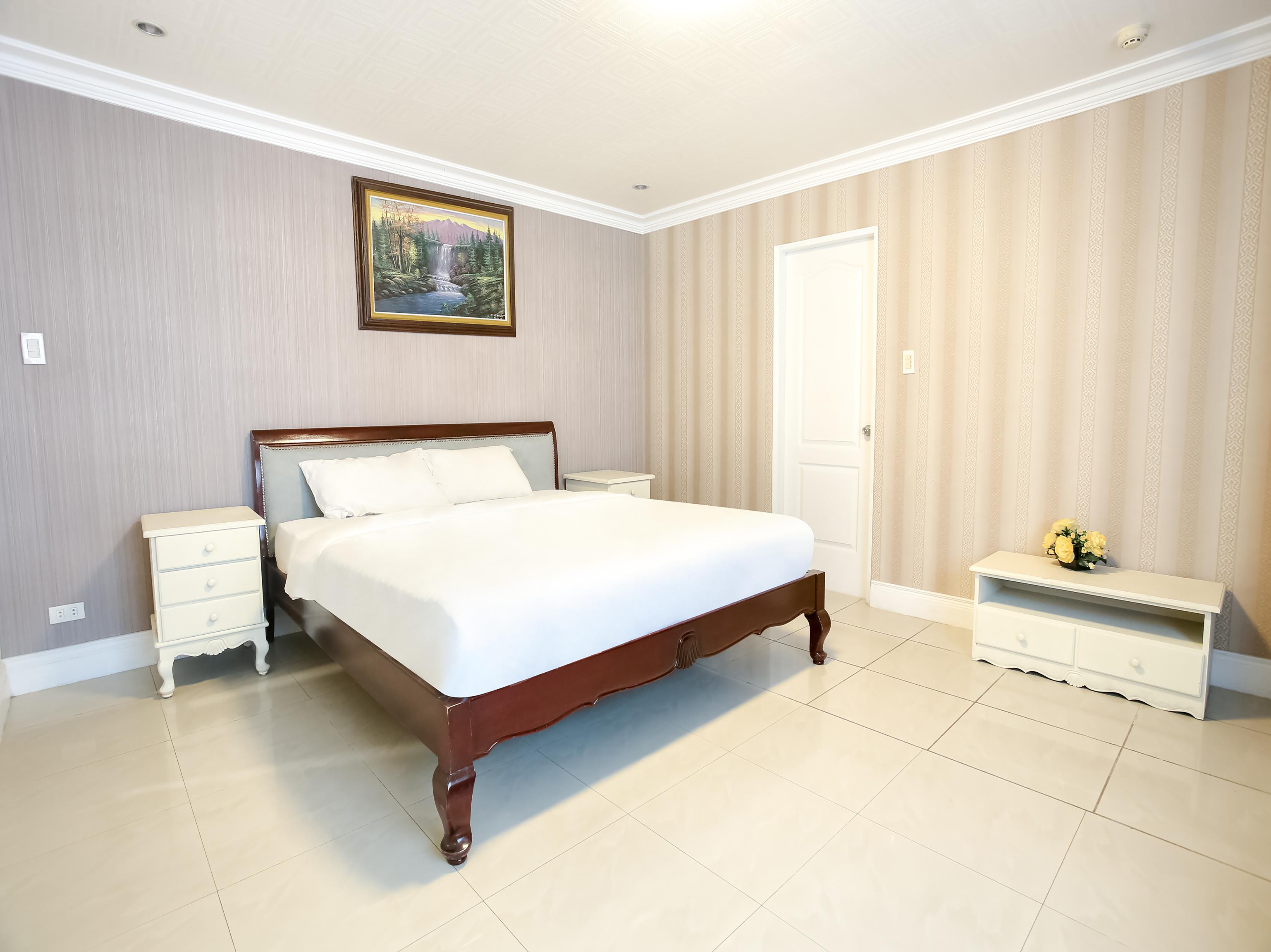 אנגלס Hotel Euroasia By Bluebookers מראה חיצוני תמונה