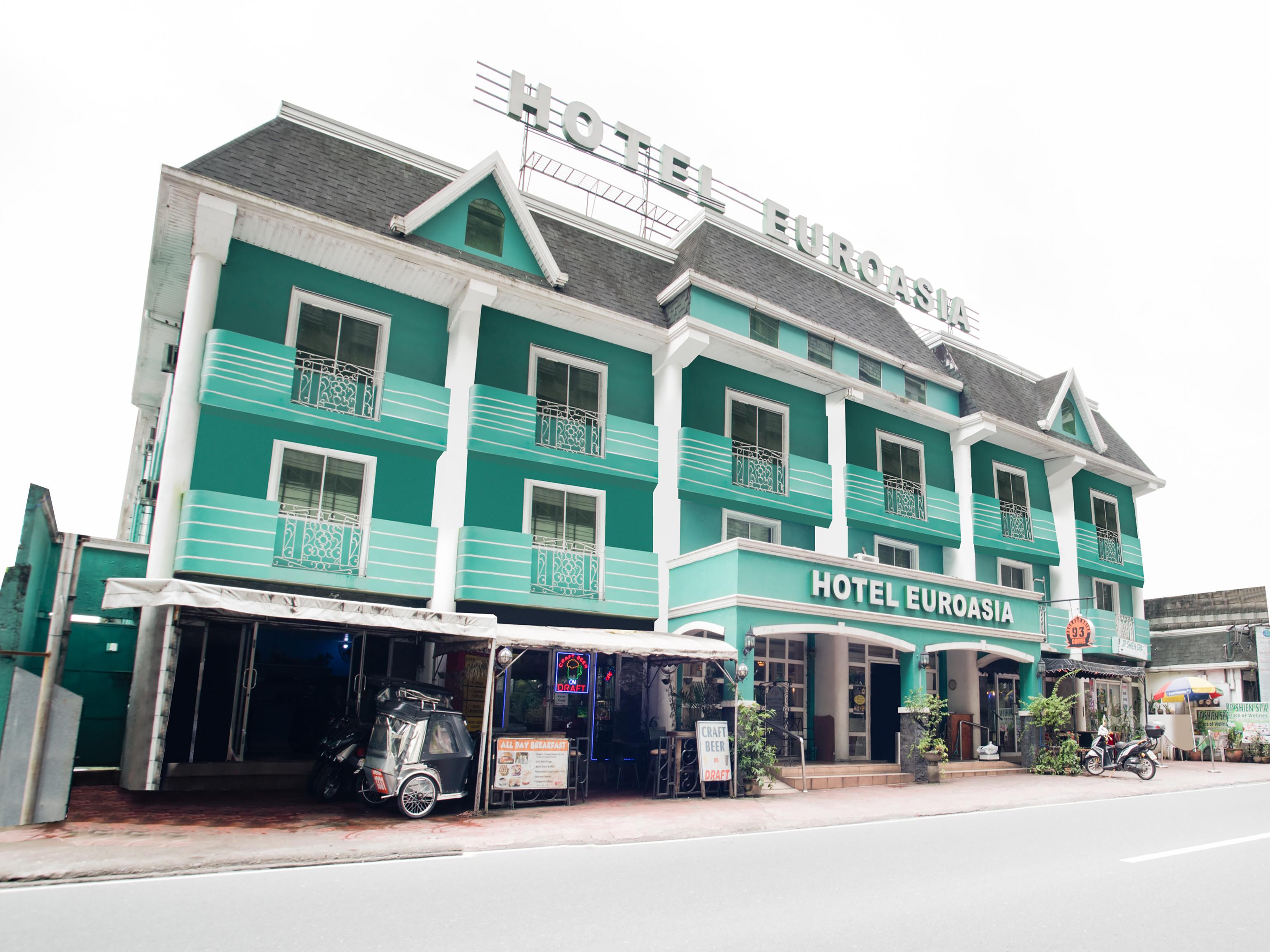 אנגלס Hotel Euroasia By Bluebookers מראה חיצוני תמונה