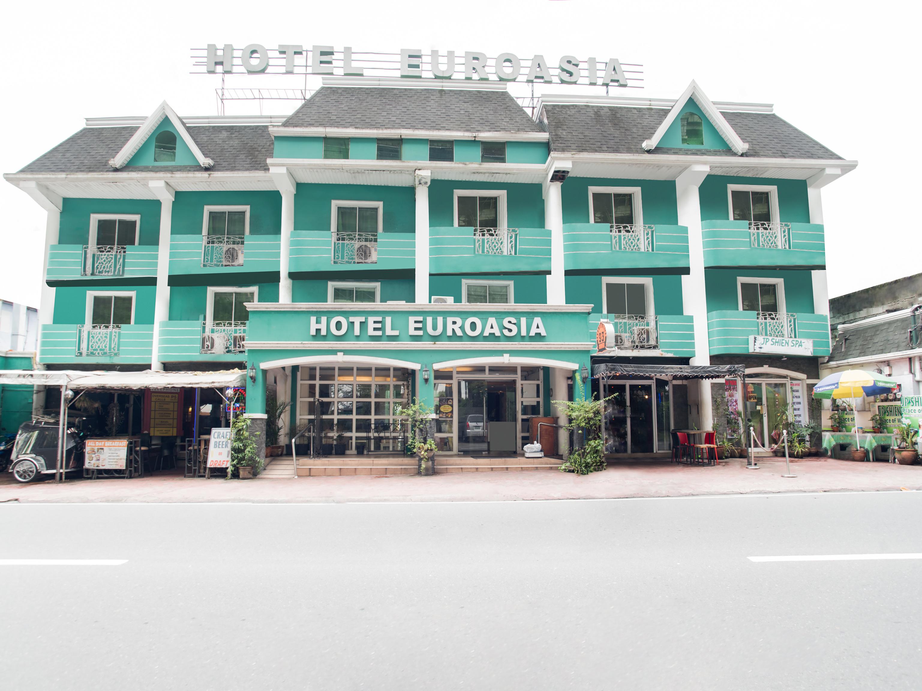 אנגלס Hotel Euroasia By Bluebookers מראה חיצוני תמונה
