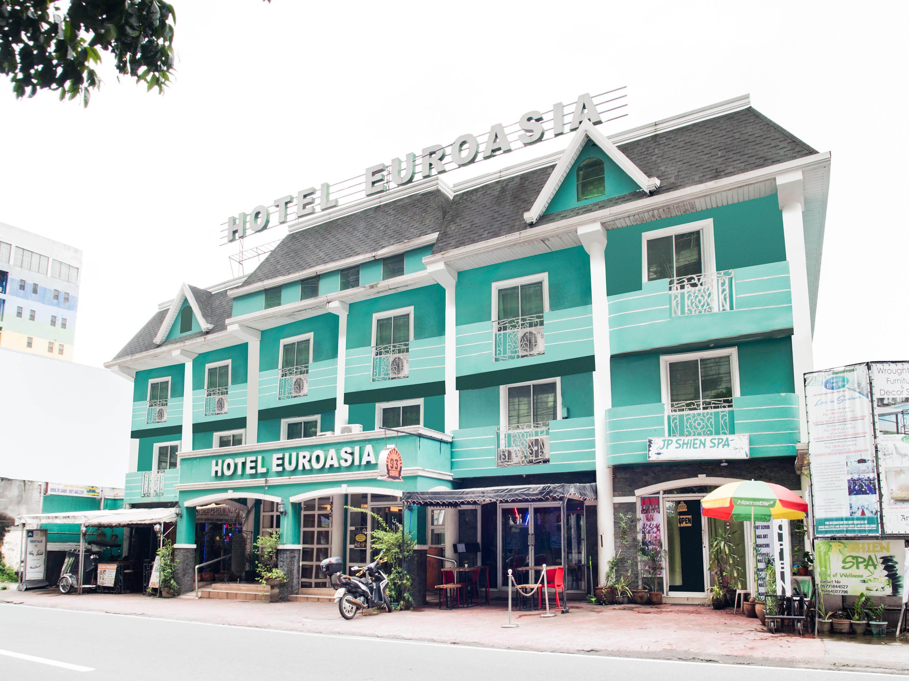 אנגלס Hotel Euroasia By Bluebookers מראה חיצוני תמונה