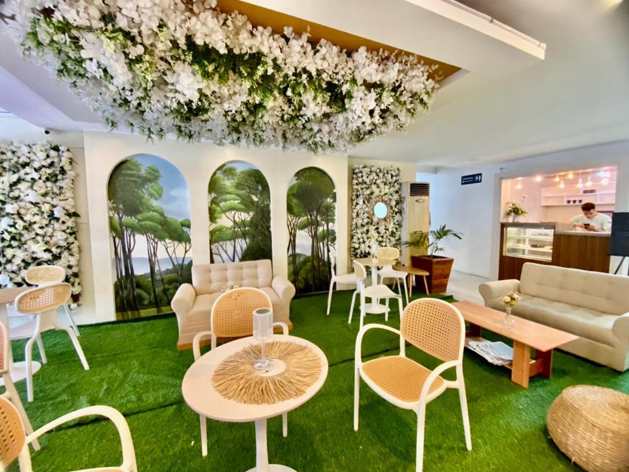 אנגלס Hotel Euroasia By Bluebookers מראה חיצוני תמונה