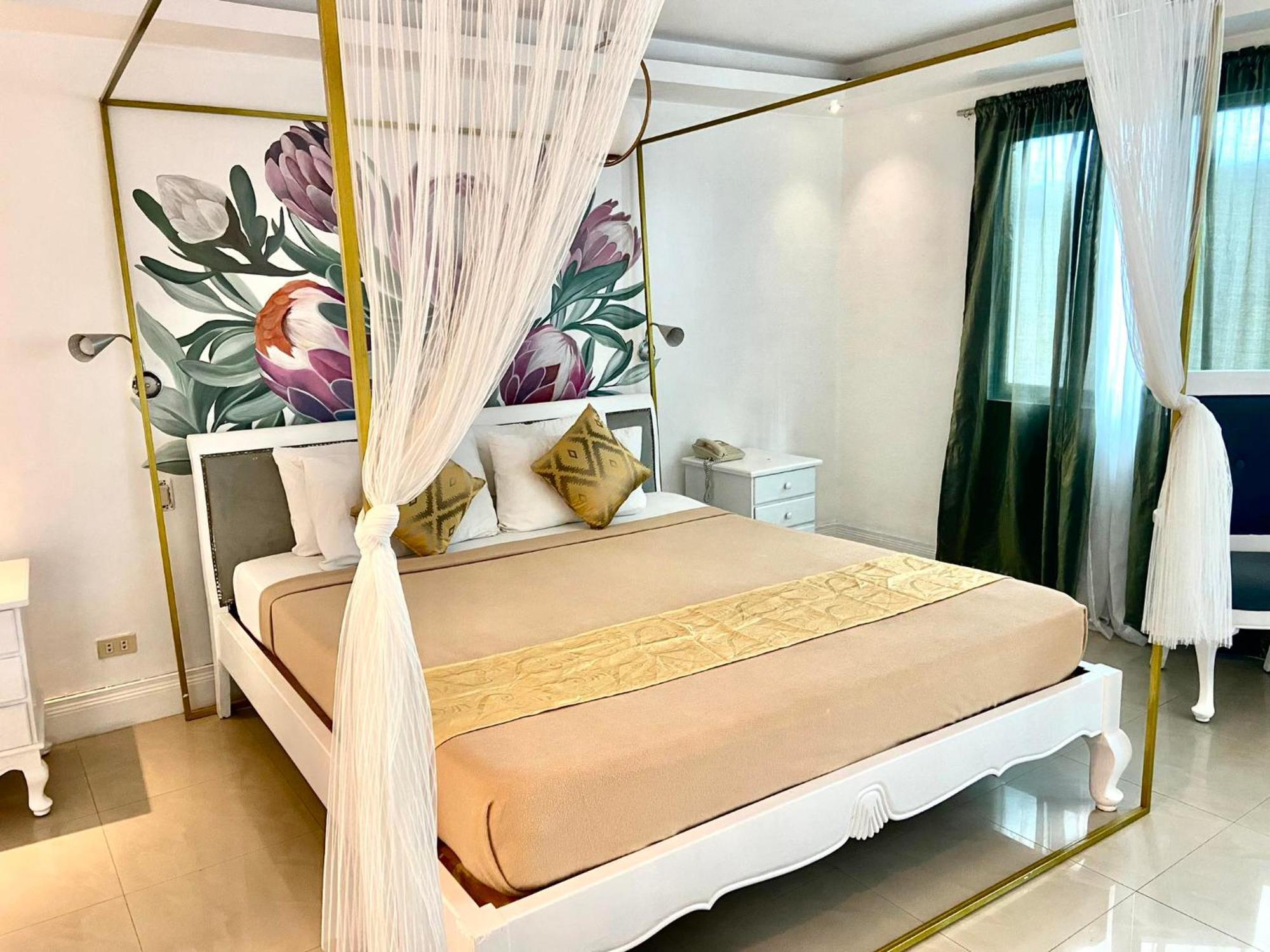 אנגלס Hotel Euroasia By Bluebookers מראה חיצוני תמונה