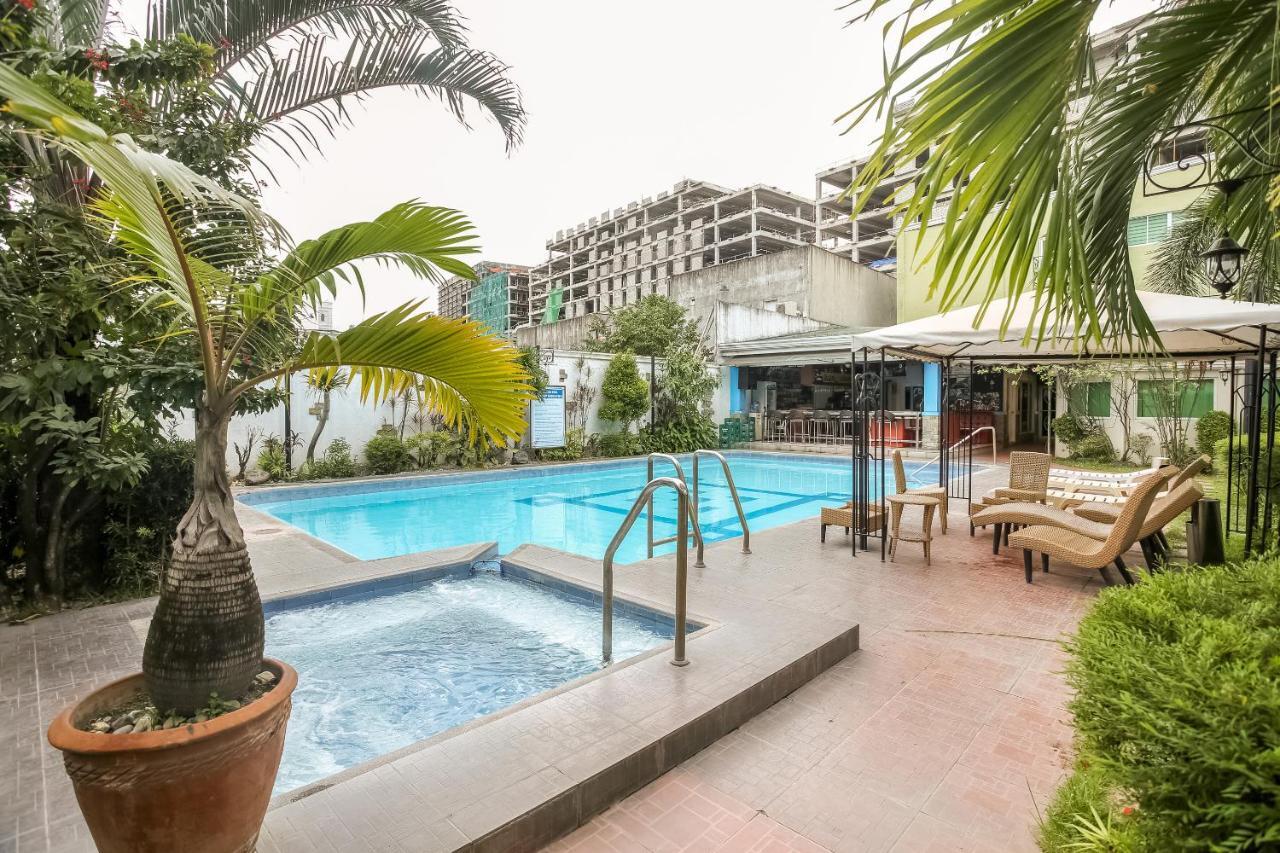 אנגלס Hotel Euroasia By Bluebookers מראה חיצוני תמונה